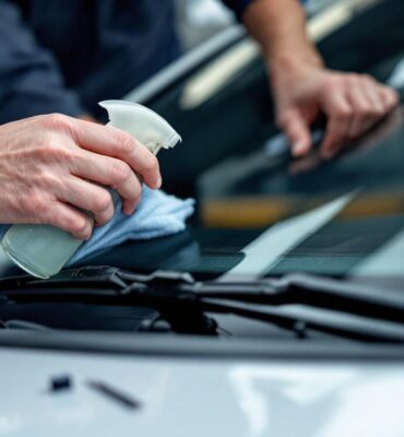 découvrez nos astuces et conseils pratiques pour entretenir les balais essuie-glace de votre volkswagen t-roc, assurer une visibilité optimale et prolonger leur durée de vie.