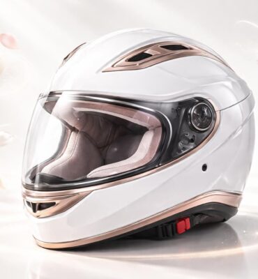 découvrez les critères essentiels pour choisir un casque moto adapté aux femmes, alliant sécurité, confort et style pour une conduite en toute confiance.